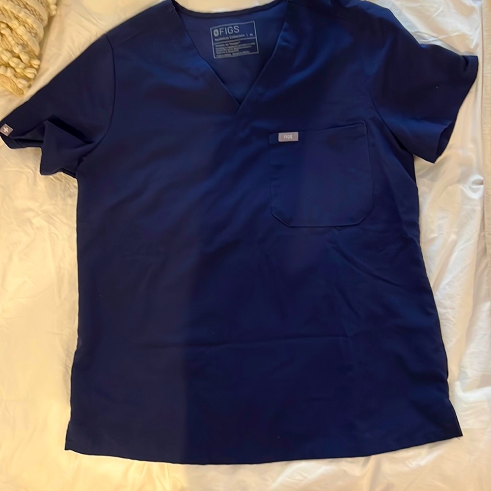 Figs Catarina one pocket scrub top Medium